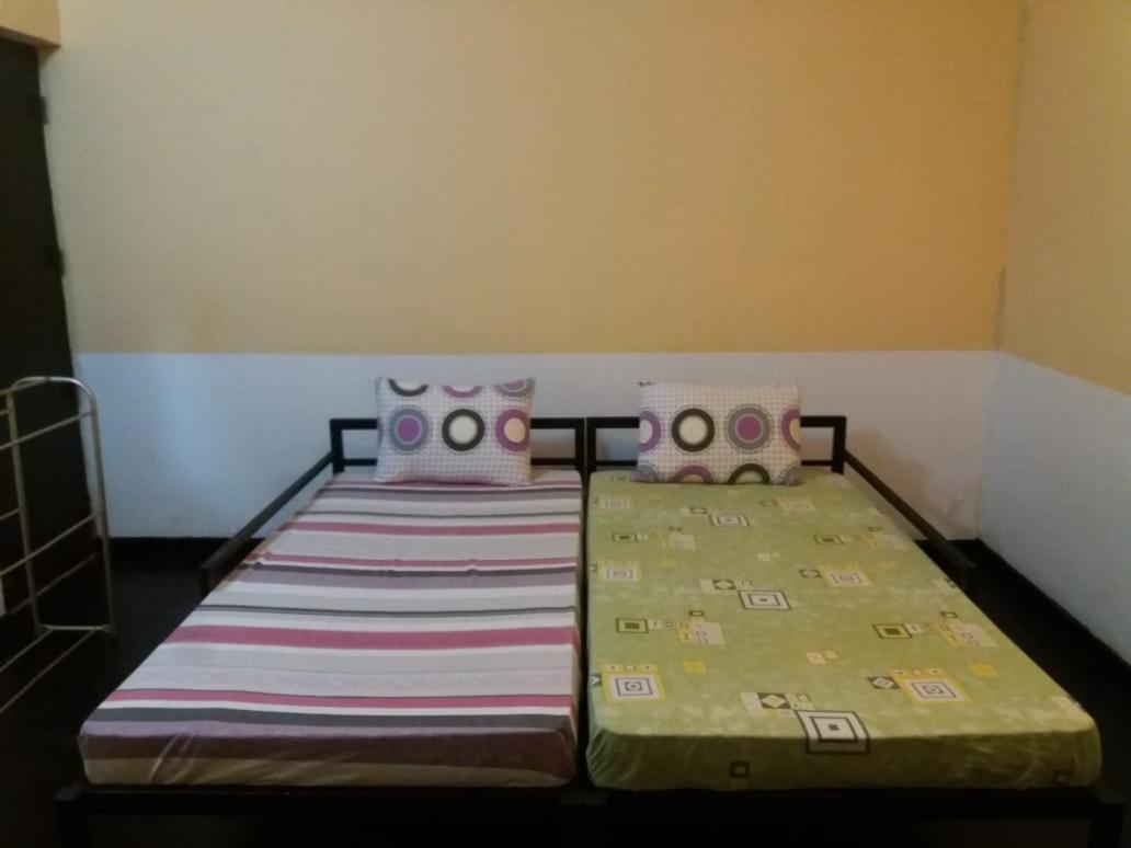 Mazz Homestay Negombo Exteriör bild