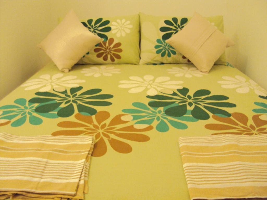 Mazz Homestay Negombo Exteriör bild